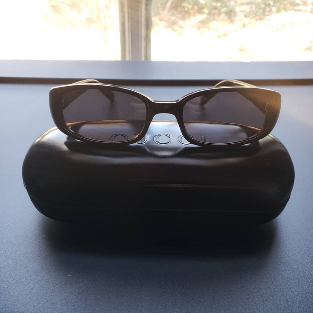 Black Gucci sunglasses